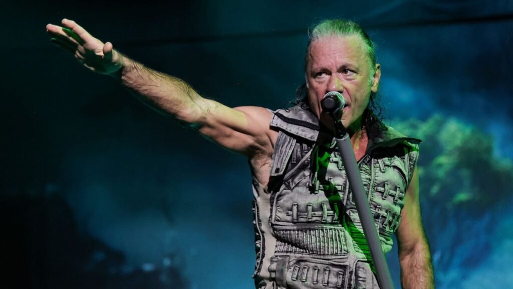 “When you wanna be disgusting, do it out of doors!” Bruce Dickinson blasts fan for allegedly the use of pepper spray all the way through Brazil live performance