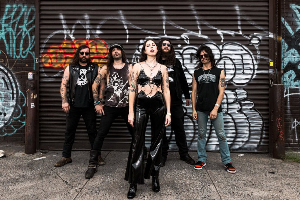 20 Lesser-Identified Fashionable Heavy Steel Bands You Want In Your Lifestyles