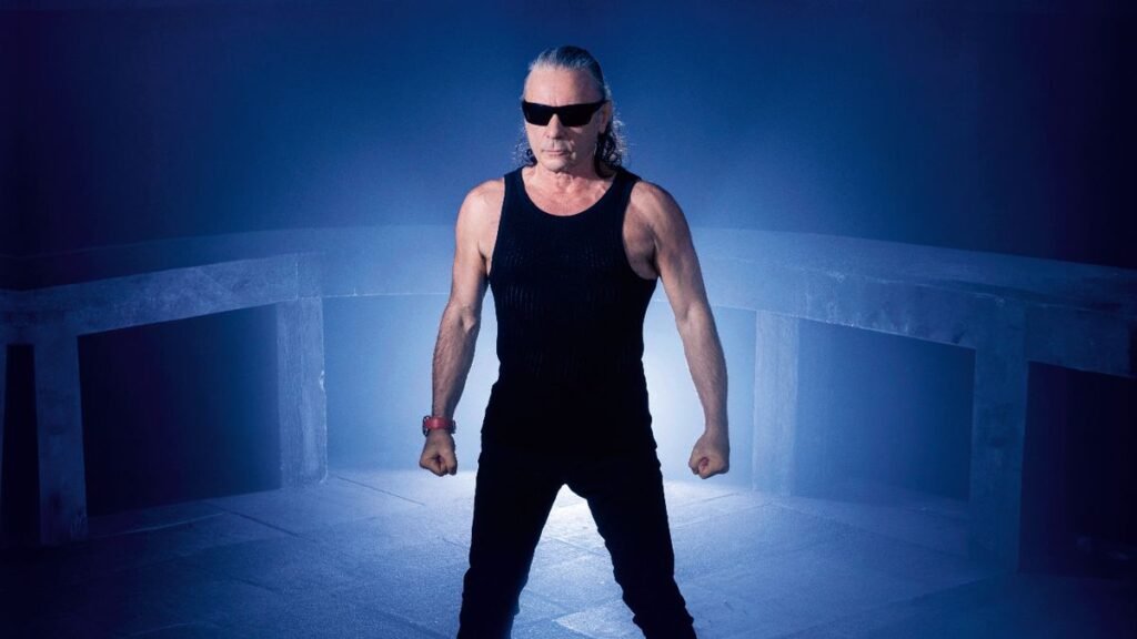 Bruce Dickinson is concerned that Iron Maiden do not “problem” themselves sufficient in terms of writing song: “We’ve got this faithful following and so they’re pleased with the way in which we’re”