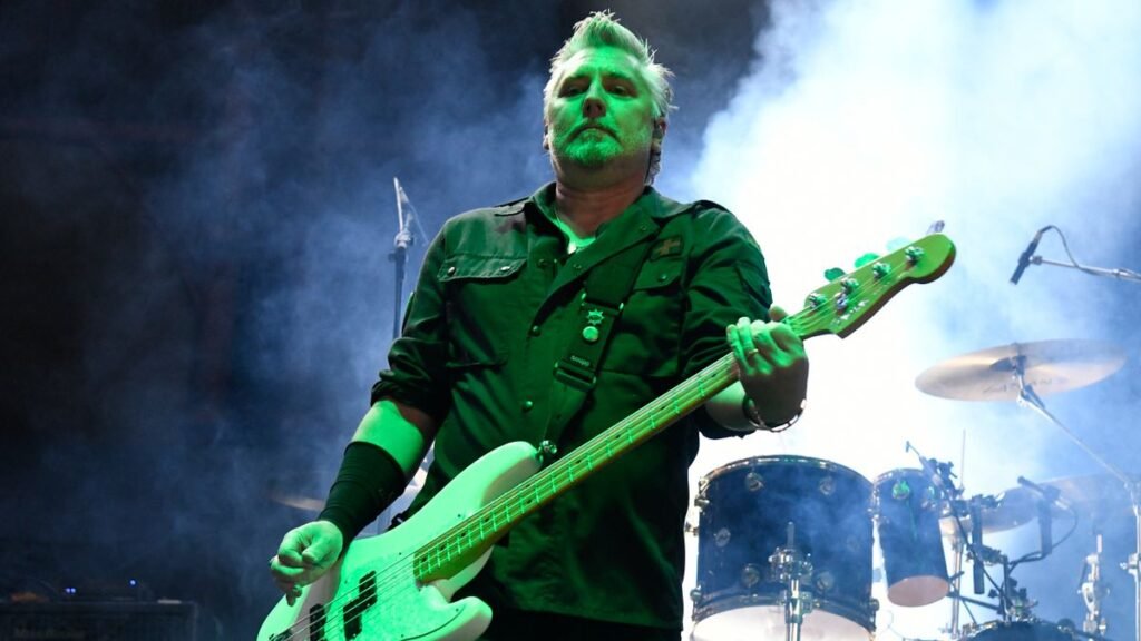 “You don’t want to spend 10 years to make an album”: Ex-Device bassist Paul D’Amour slams band’s songwriting procedure