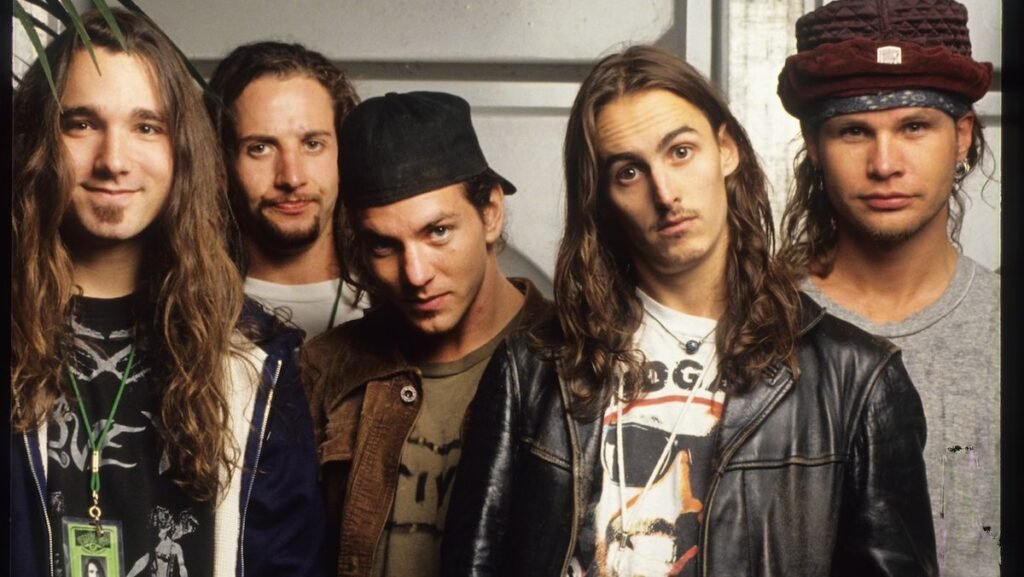 Listen a recording of Pearl Jam’s first ever UK display