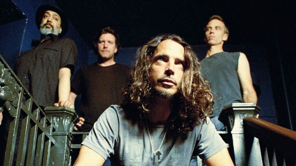 “A few of our friends concept, ‘Are they going to be company sell-outs?’ I don’t know if used to be jealousy or a sense of betrayal”: the upward push, fall and go back of Soundgarden