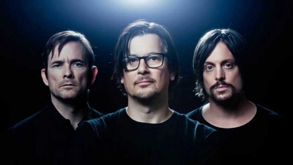 Failure Q&A: Improbable Planet, grunge, and the demise of Sundown Strip Failure Q&A: Improbable Planet, grunge, and the demise of Sundown Strip