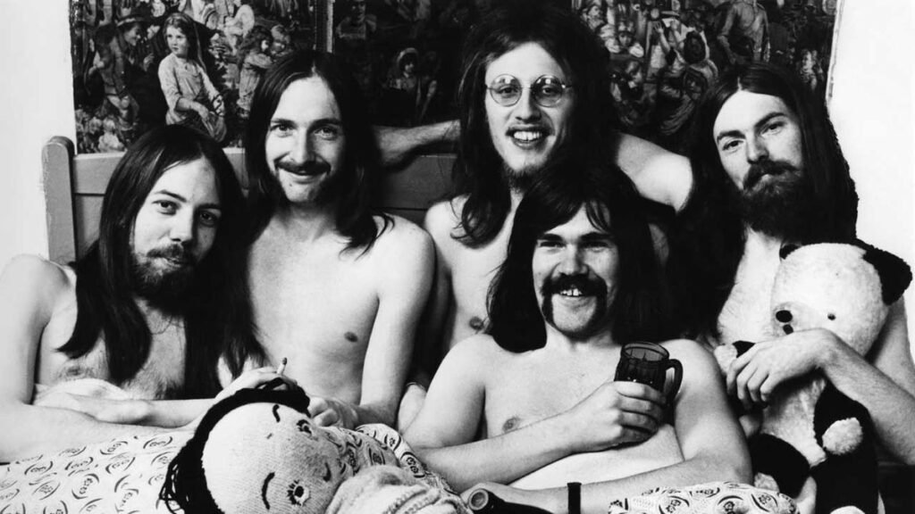 Woman Eleanor by way of Lindisfarne: The Tale in the back of the tune