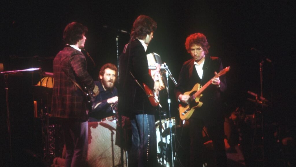 “The go back of the only maximum essential determine in rock track since Elvis”: Prior to The Flood