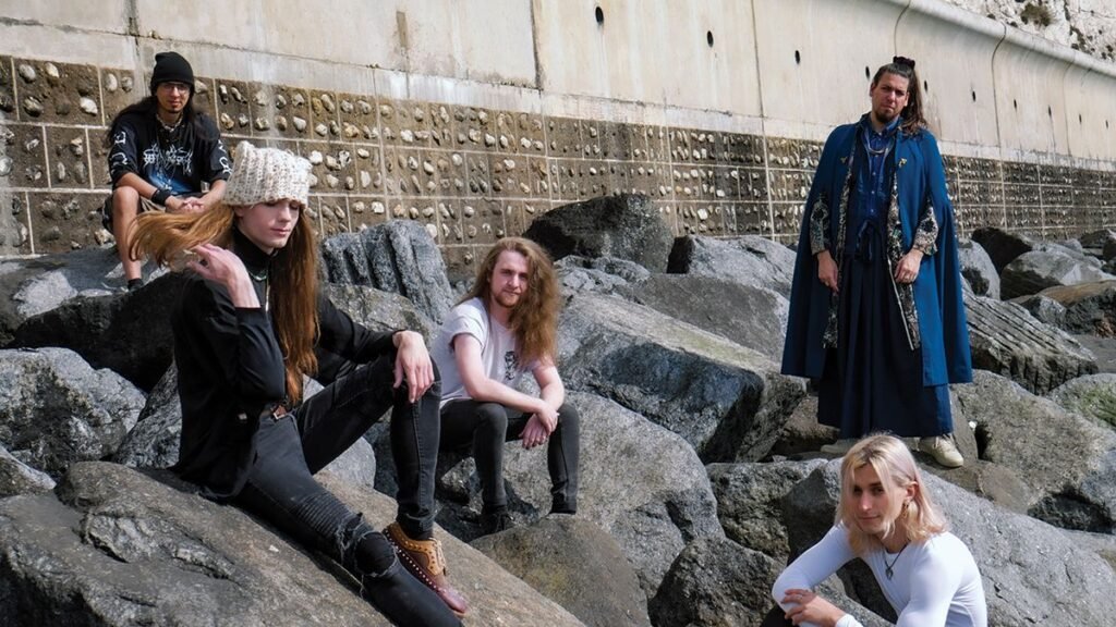 “The best possible automobile for speaking our feelings is throughout the medium of news, imagery and fable.” The tale of younger UK proggers Azure