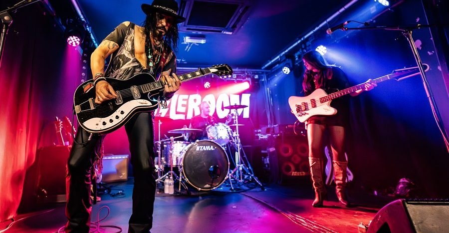 Slide Guitar Maverick Troy Redfern Brings His Invocation Excursion to The Boileroom, Guildford!Slide Guitar Maverick Troy Redfern Brings His Invocation Excursion to The Boileroom, Guildford! Slide Guitar Maverick Troy Redfern Brings His Invocation Excursion to The Boileroom, Guildford!Slide Guitar Maverick Troy Redfern Brings His Invocation Excursion to The Boileroom, Guildford!