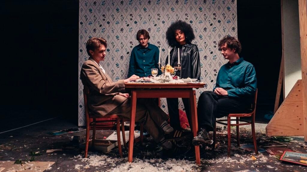 English Trainer’s Lily Fontaine on how her band’s luck has left her feeling “extremely cynical” English Trainer’s Lily Fontaine on how her band’s luck has left her feeling “extremely cynical”