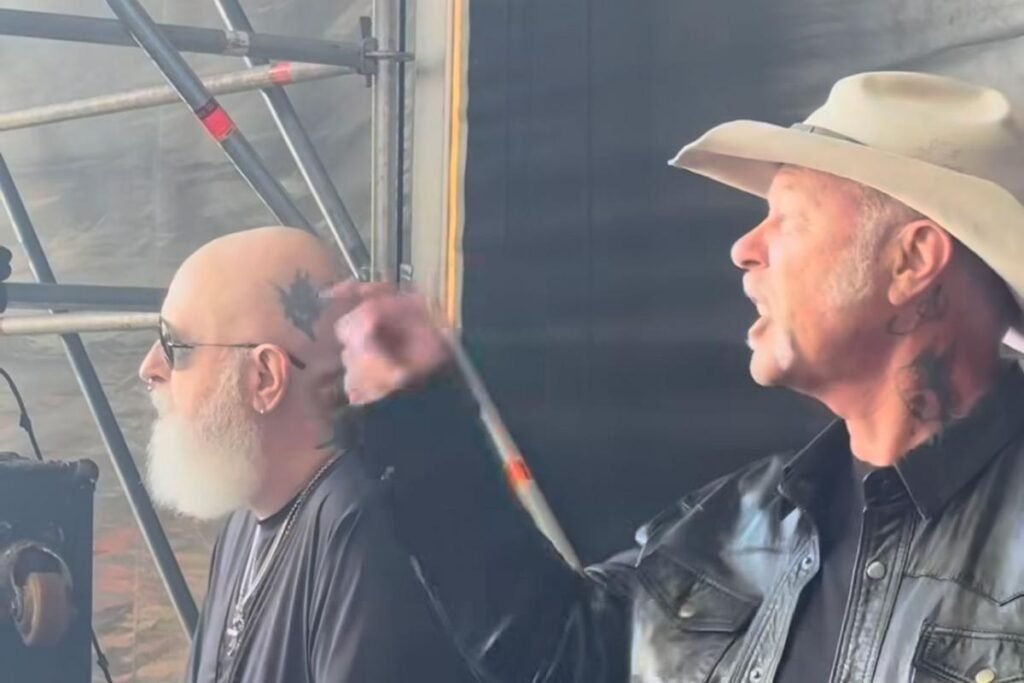 James Hetfield + Rob Halford Rock Out to More youthful Band at Competition