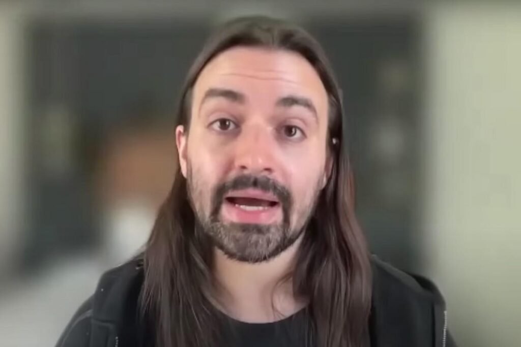 Jay Weinberg Operating With Therapist to Procedure Slipknot Cut up