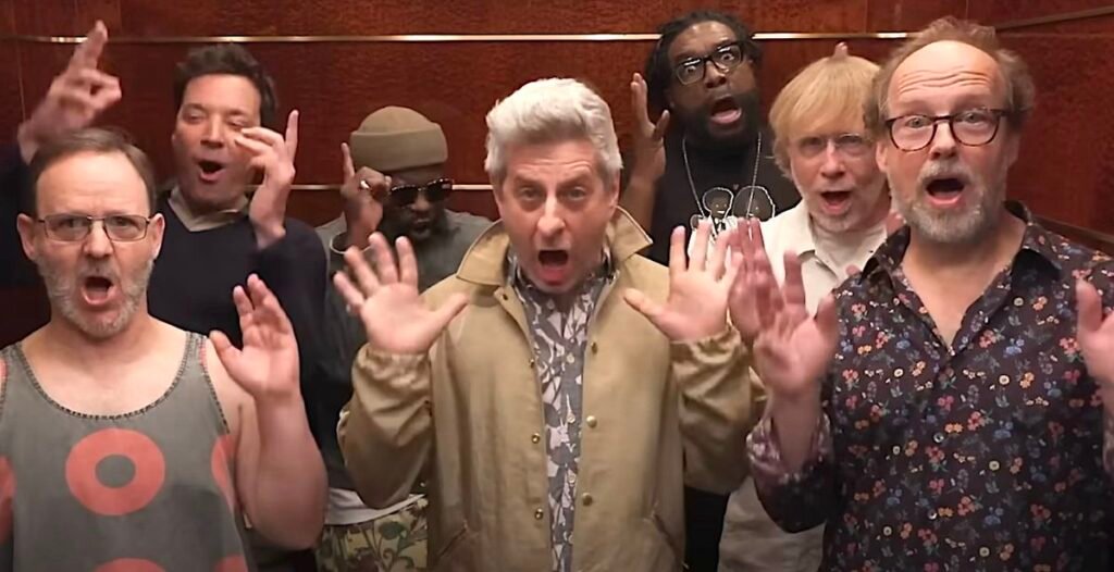 Watch Phish, US TV communicate display host Jimmy Fallon and hip-hop stars The Roots duvet Aerosmith’s Love In An Elevator, in an elevator