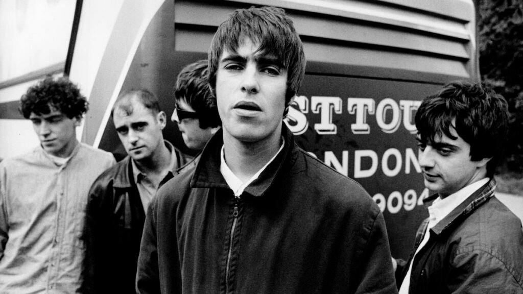 The night time Oasis trashed London’s maximum rock’n’roll resort and were given an entire life ban for his or her efforts