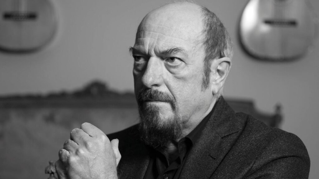 Watch Ian Anderson unbox his new solo profession set 8314 Boxed