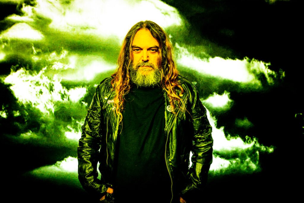 MAX CAVALERA Explains Why He Re-Recorded SEPULTURA’s Early Albums